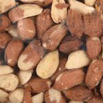 Four Seasons geschälte Erdnüsse für Wildvögel 5 kg