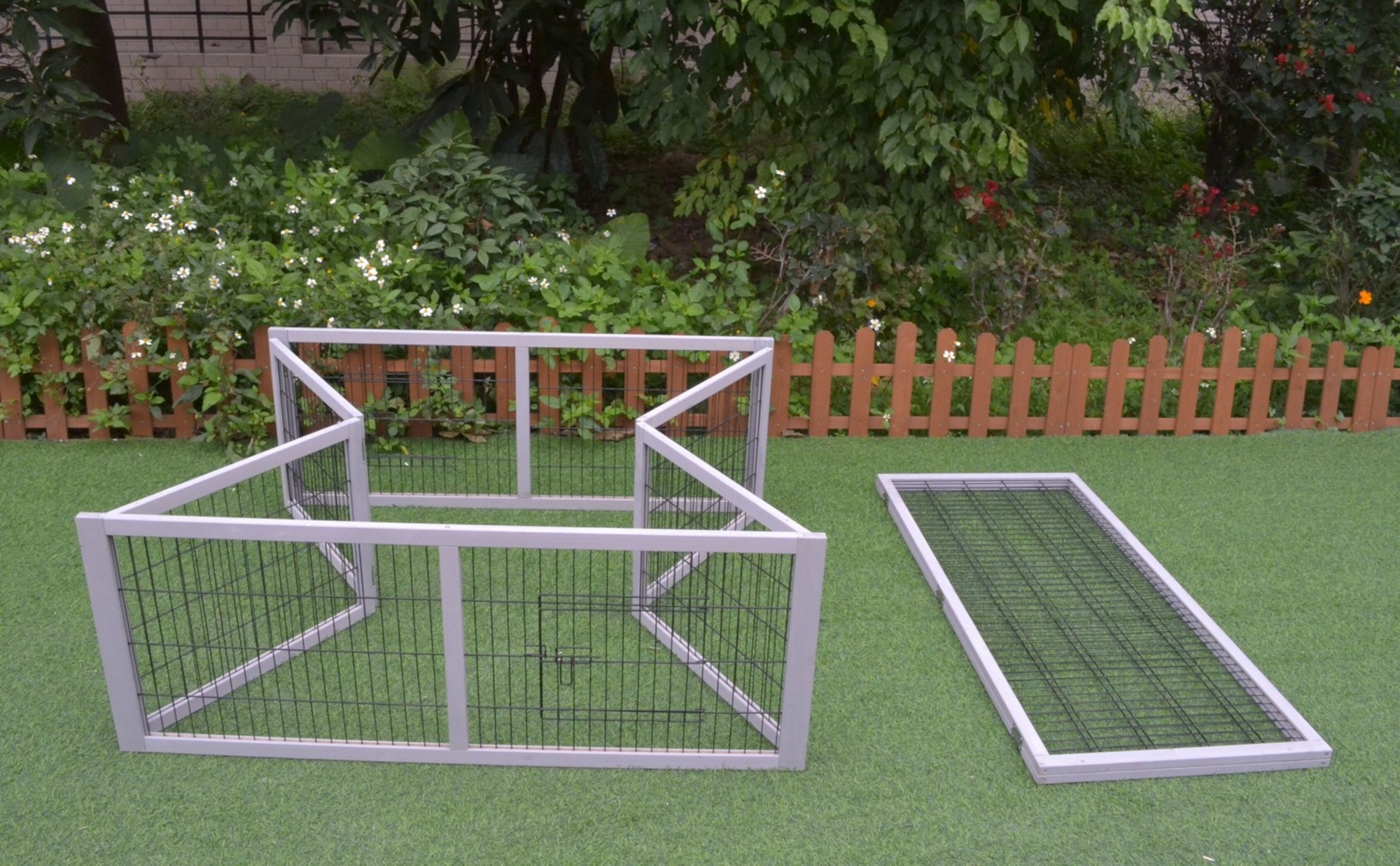 Flamingo Run Cottage Mel White