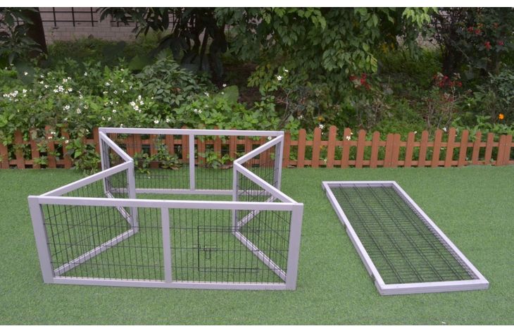 Flamingo Run Cottage Mel White