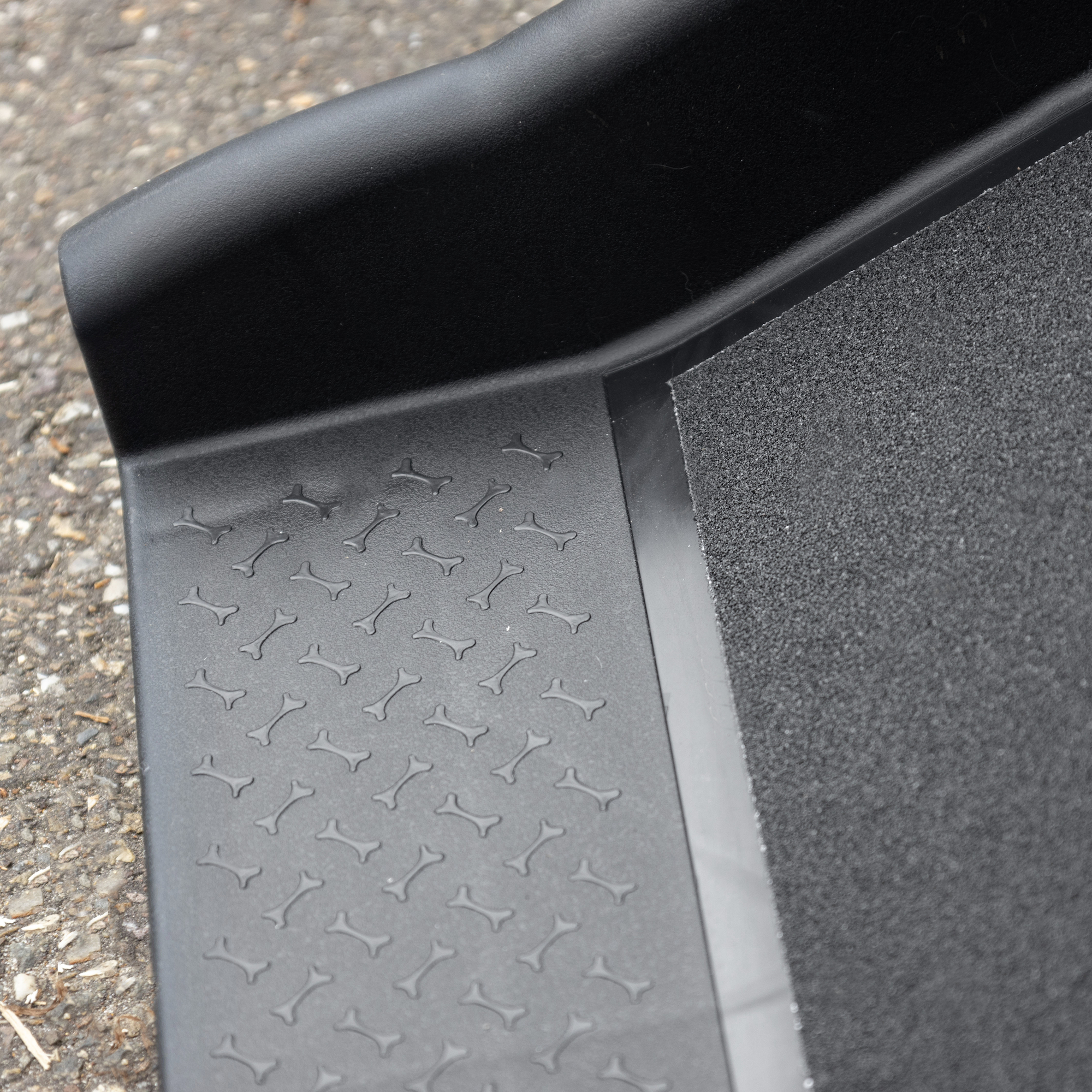 Flamingo Dog ramp Svea Black