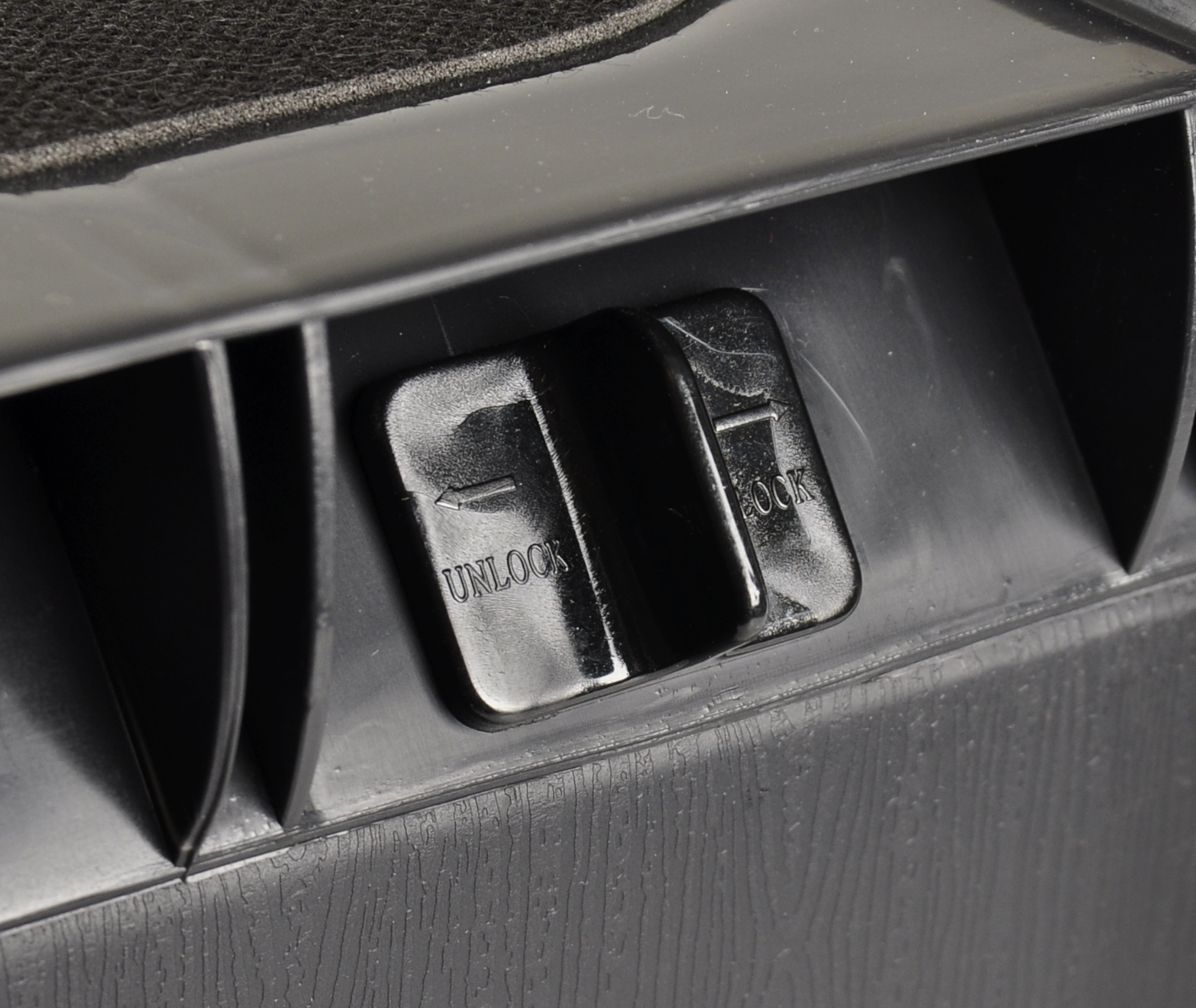 Flamingo Stairs Fola Black