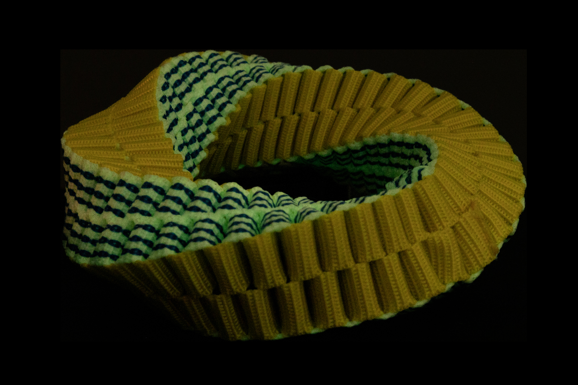 Flamingo Toy Glowa Tug rope & Ring Woven Blue & Yellow