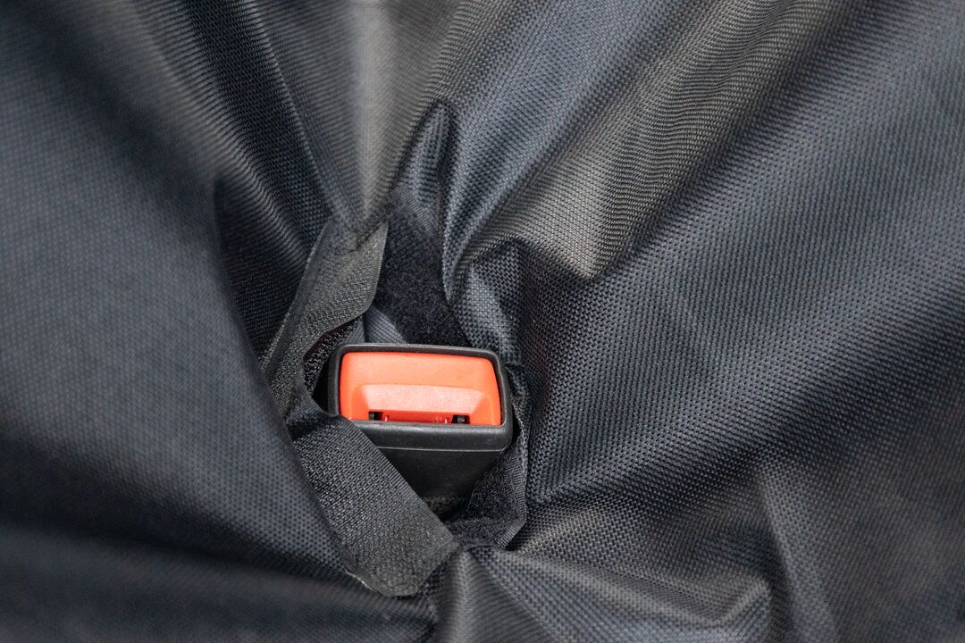 Flamingo Car seat cover Essenza Can be split in two Hammock model Back seat (of the car) Black
