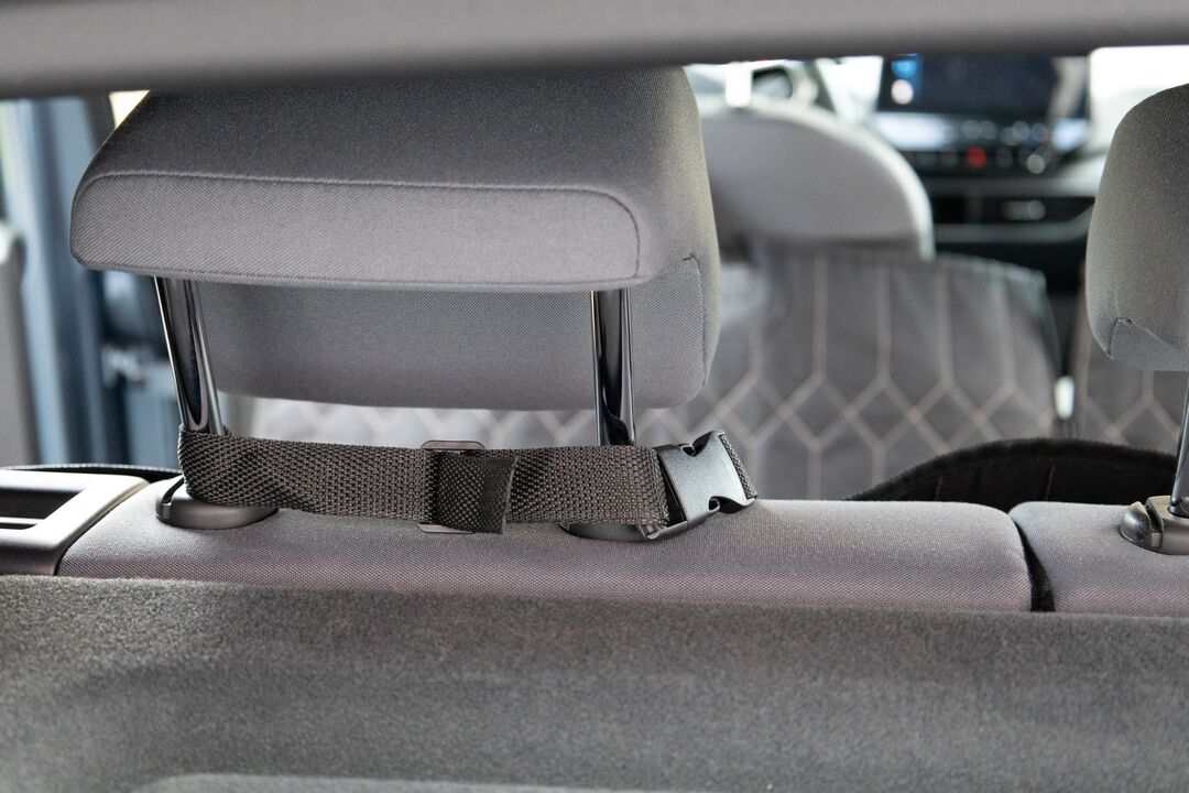 Flamingo Car seat cover Elite Can be split in two Hammock model Back seat (of the car) Black
