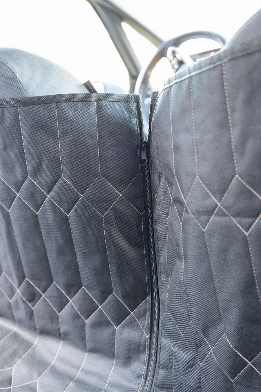 Flamingo Car seat cover Elite Can be split in two Hammock model Back seat (of the car) Black