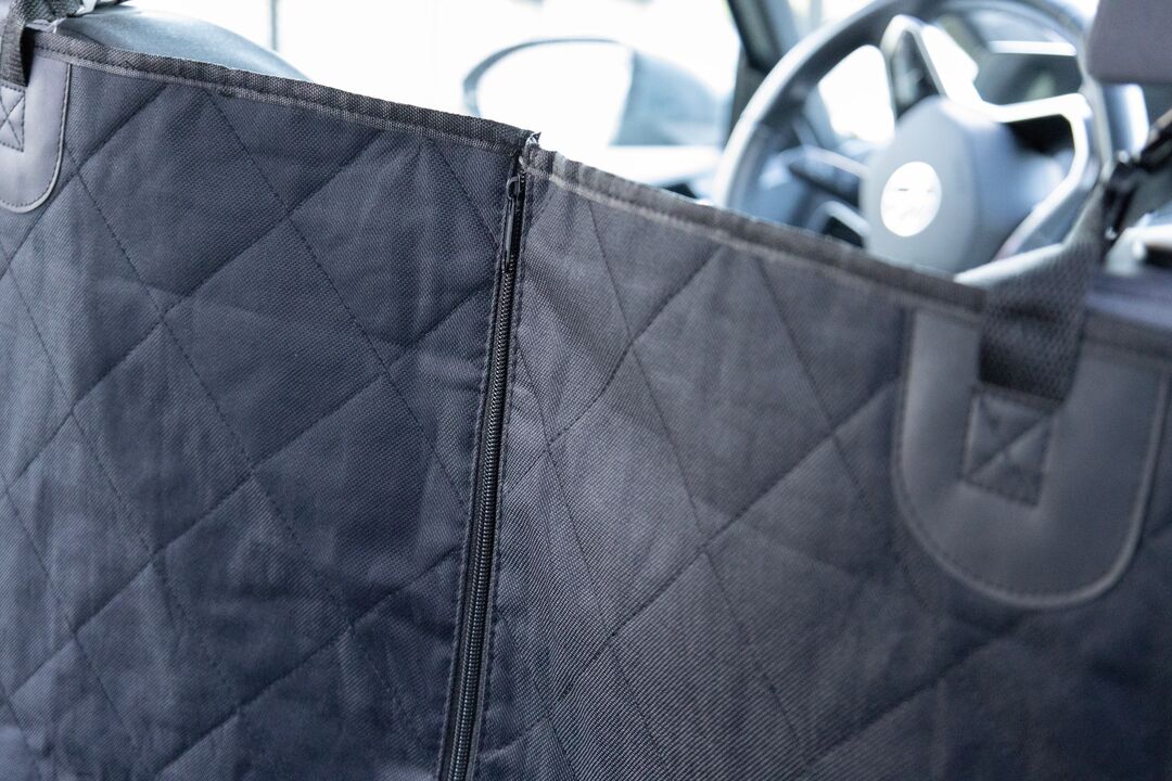 Flamingo Car seat cover Heary Can be split in two Hammock model Back seat (of the car) Black