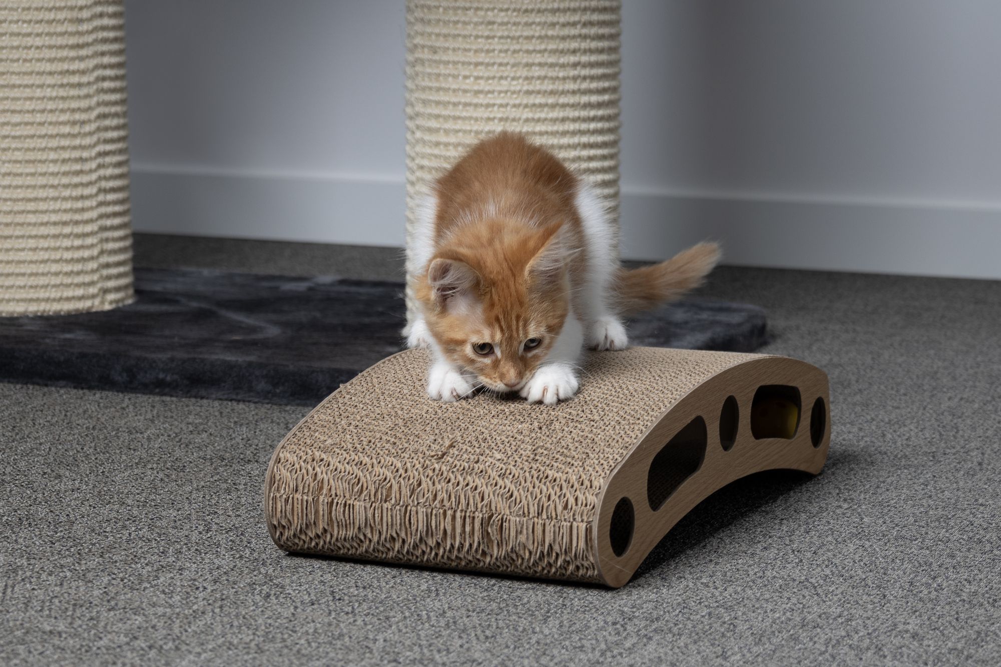 Flamingo Scratching toy Crabi Brown