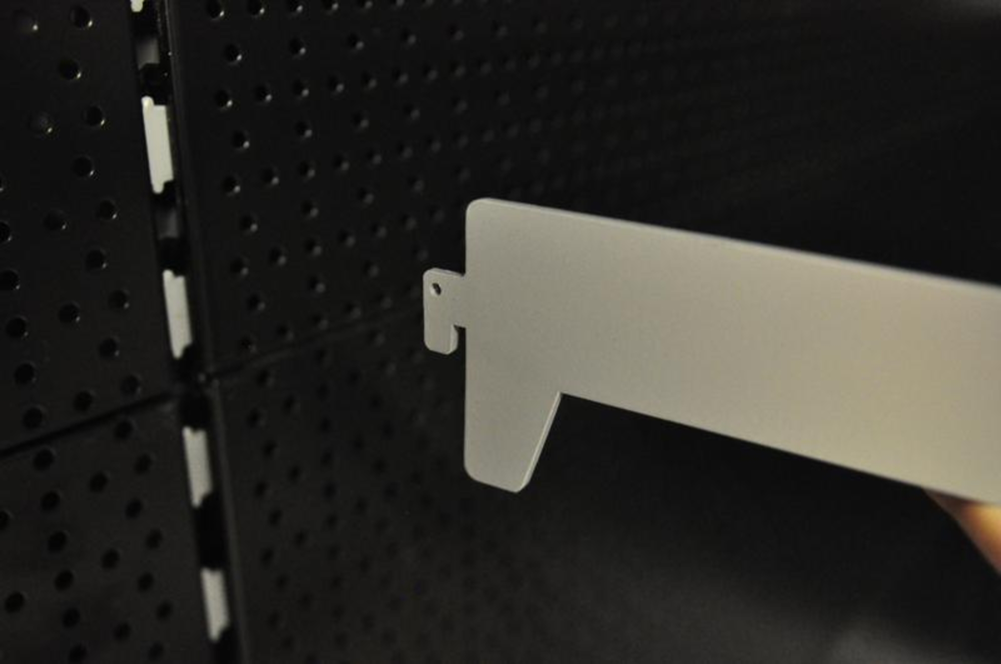 Flamingo Leather hanger